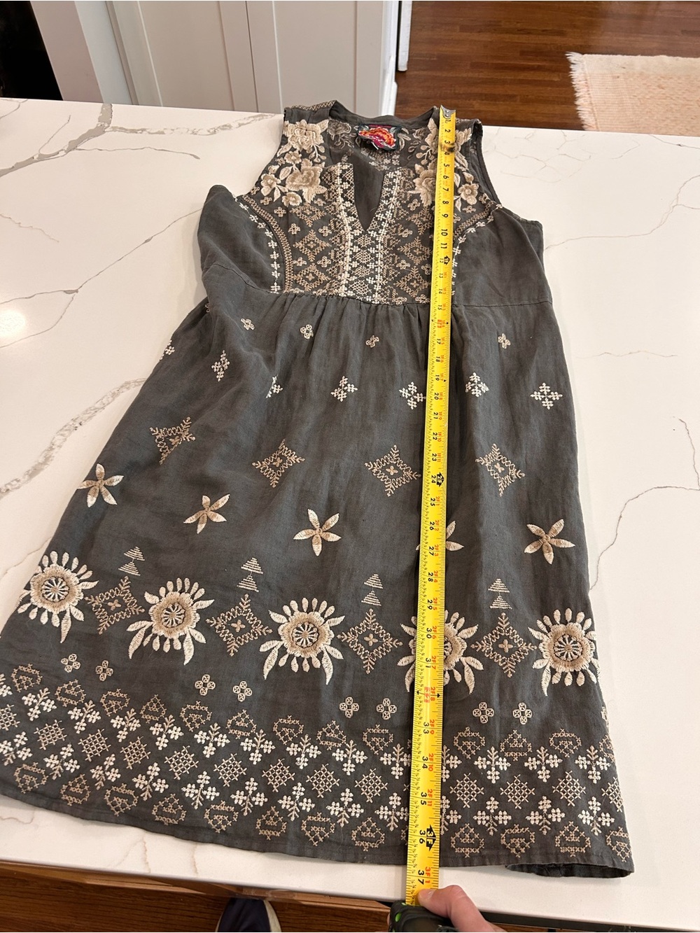 Johnny Was charcoal gray sleeveless embroidered cotton dress - Picture 10 of 10